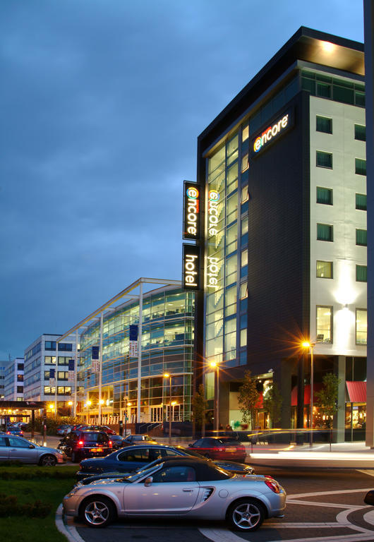 Ramada Encore Милтон-Кейнс Экстерьер фото